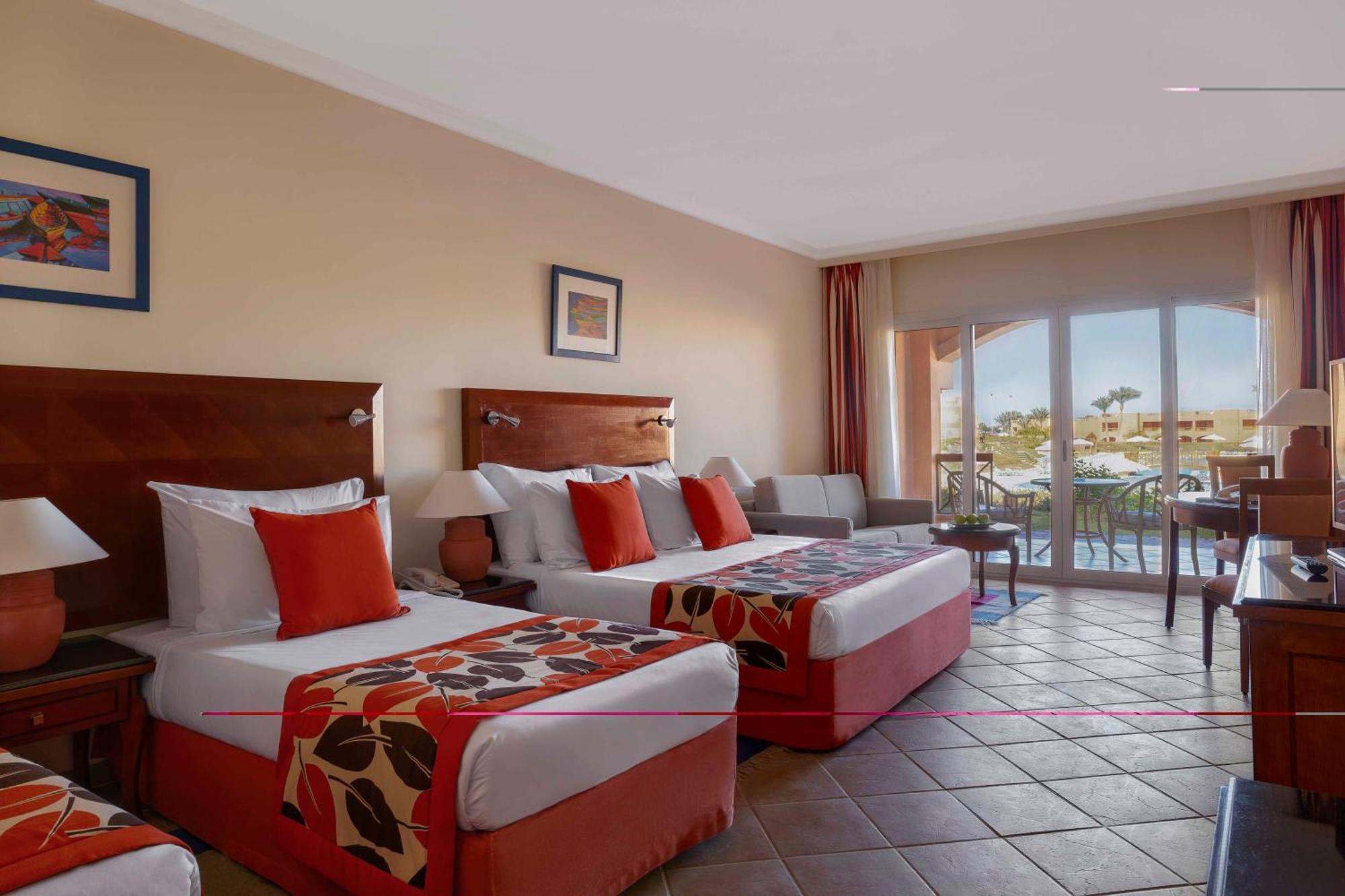 Hotel Jaz Grand Marsa Baia di Coraya Esterno foto