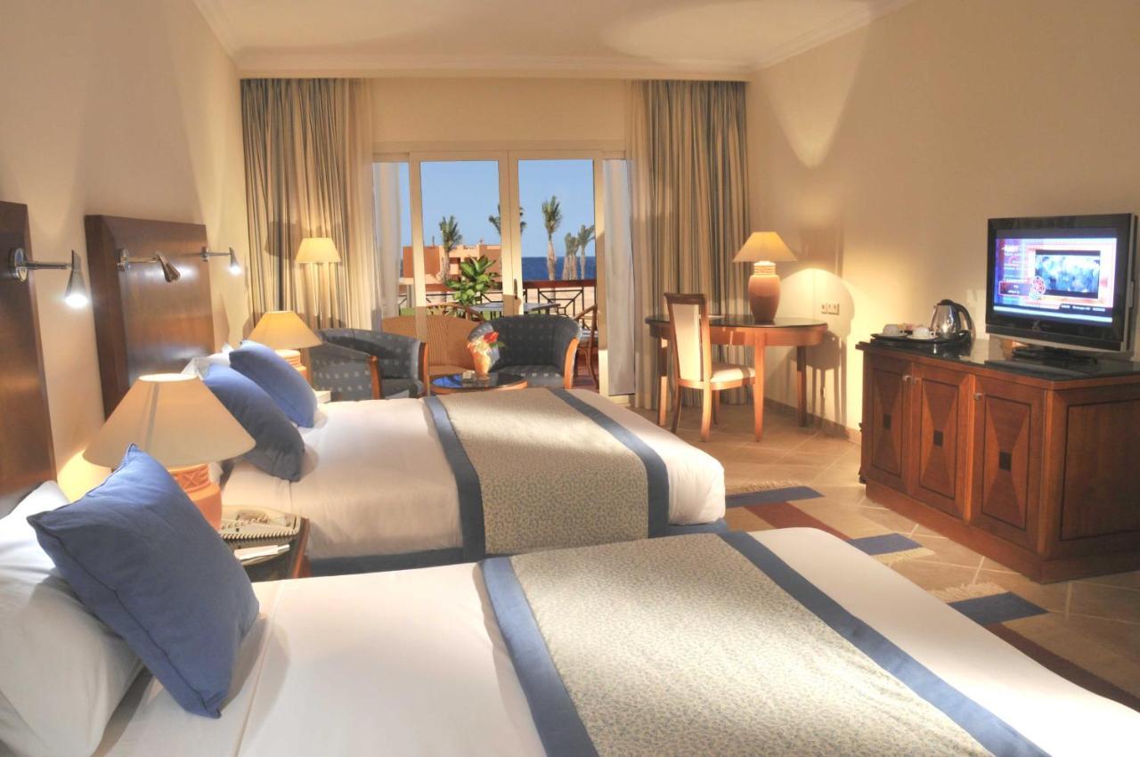 Hotel Jaz Grand Marsa Baia di Coraya Esterno foto