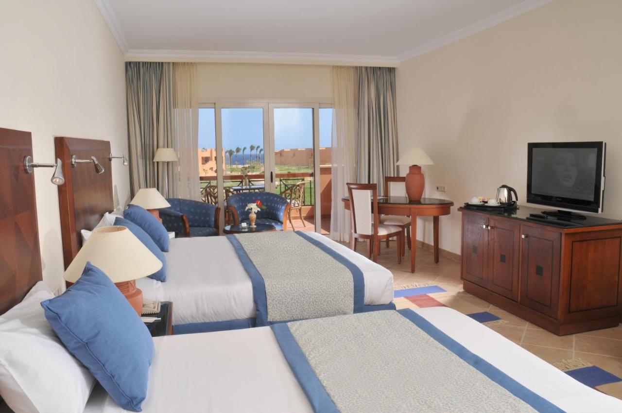 Hotel Jaz Grand Marsa Baia di Coraya Esterno foto