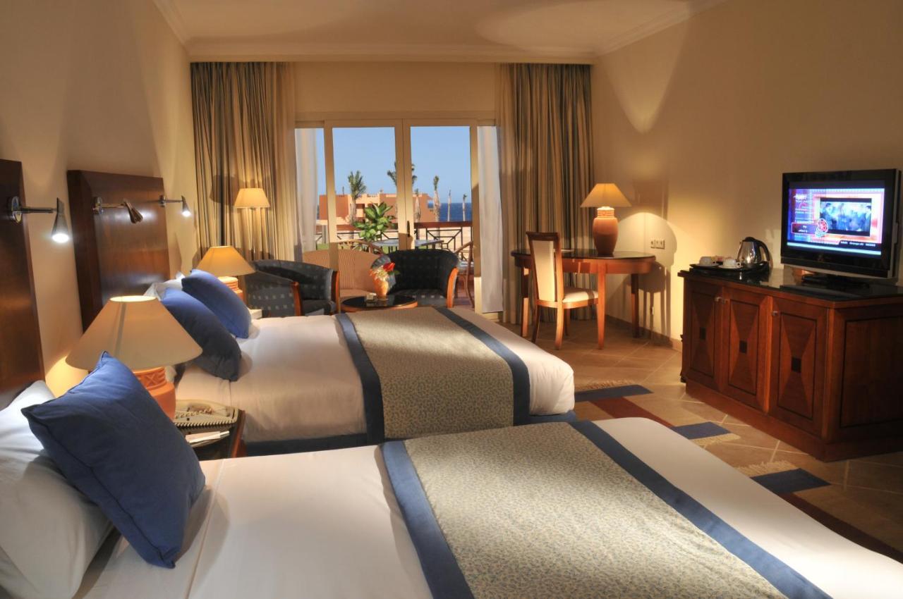 Hotel Jaz Grand Marsa Baia di Coraya Esterno foto