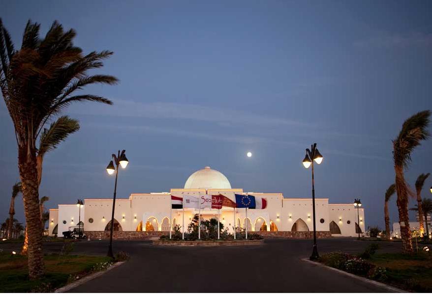 Hotel Jaz Grand Marsa Baia di Coraya Esterno foto